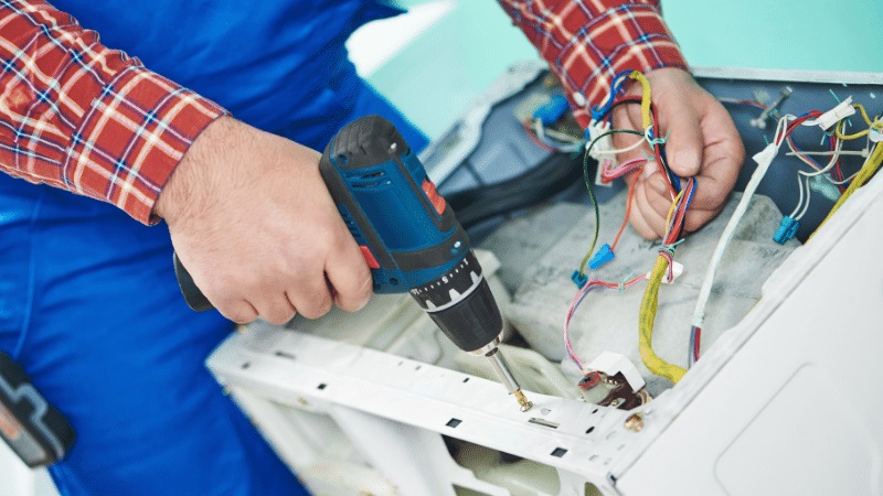 Bahçelievler Beko Beko çamaşır makinesi kart tamiri – Su almama arızası orijinal parça ile giderildi. - Teknik servis örneği